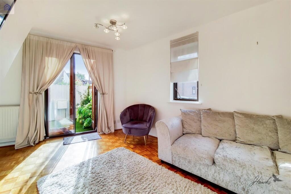 A home listed by Hawks