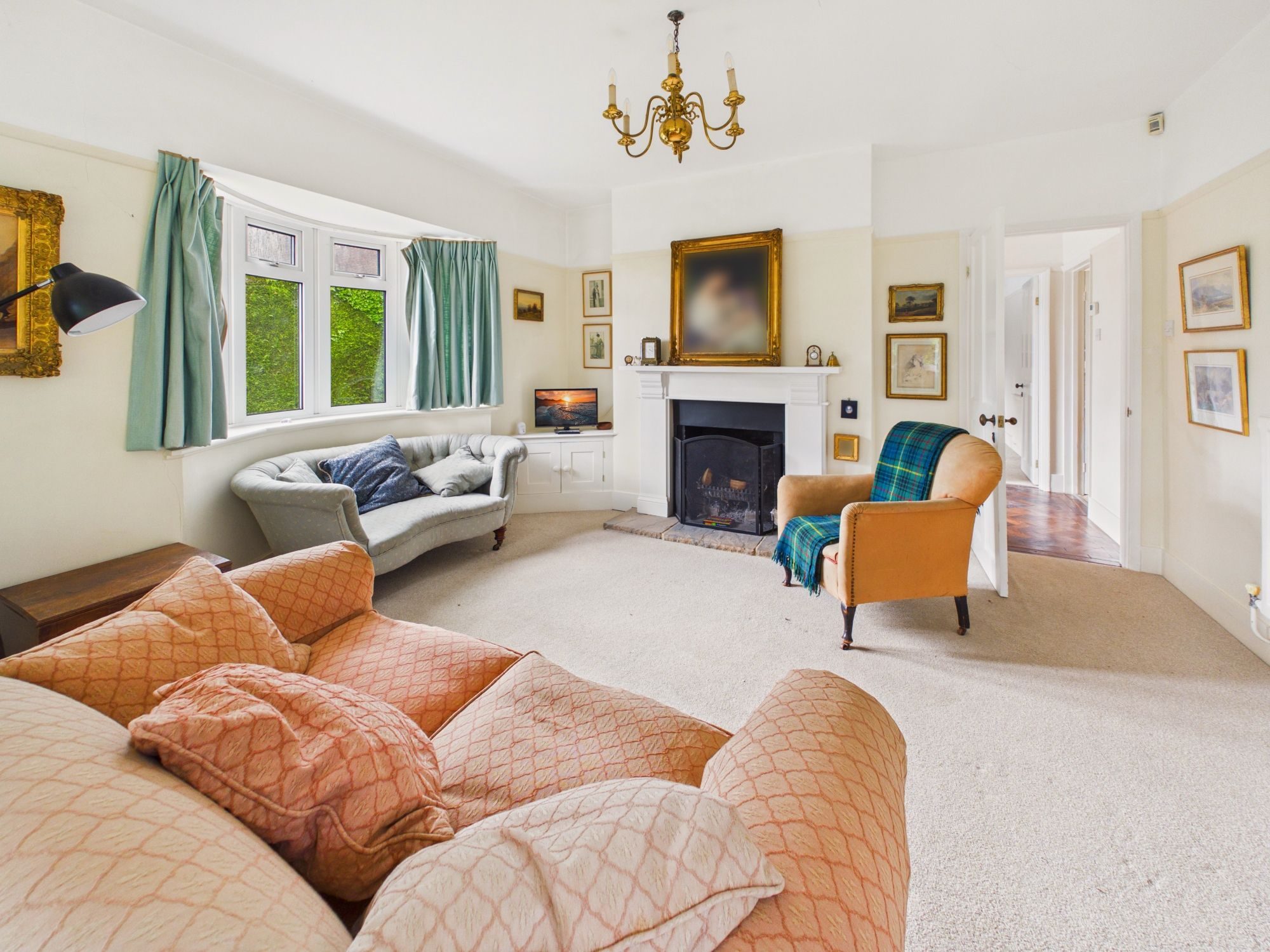 3 Bed Detached House For Sale - TN20 6DS