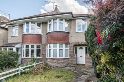 Property on KT2 5QL