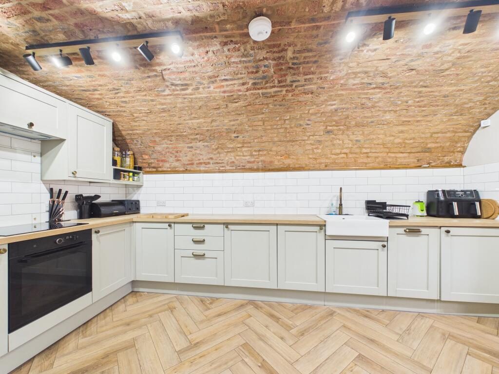 Thumbnail 26