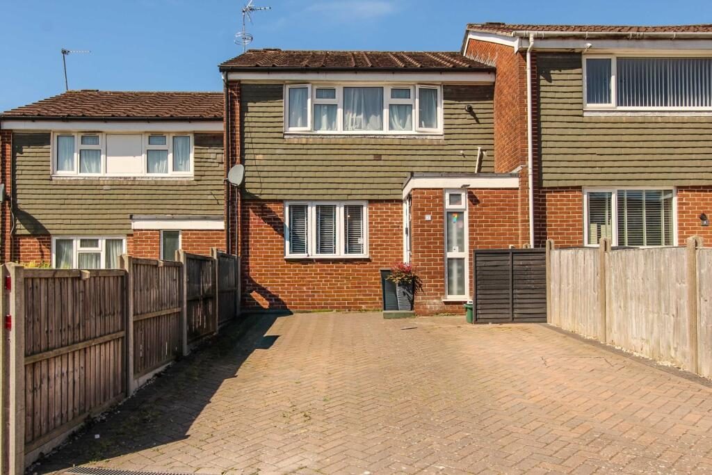 Terraced House
