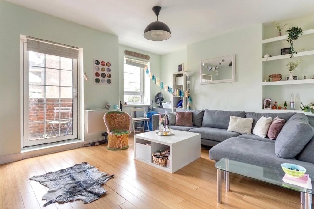 Property main image