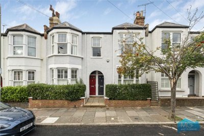 Property on Leslie Road, N2 8BH