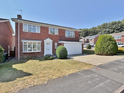 Property on PO16 8RX