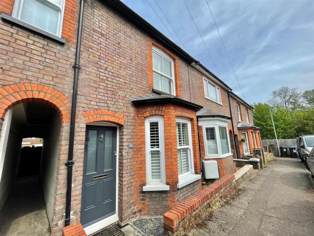 Property main image