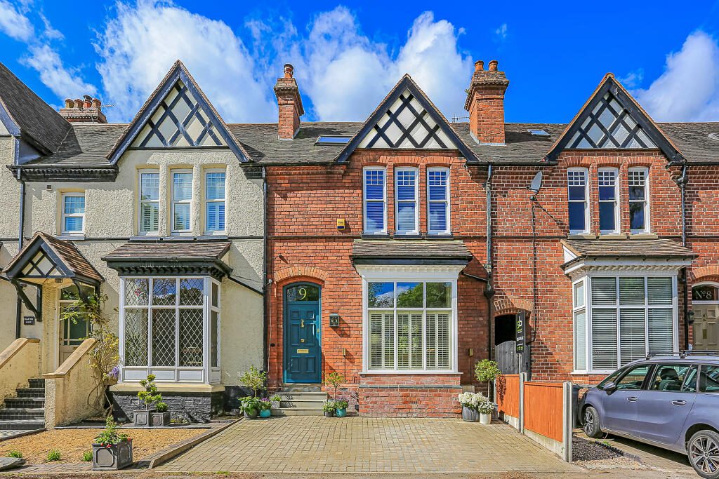 Property main image