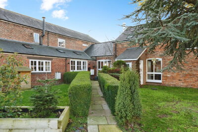 Property on LL13 9QF