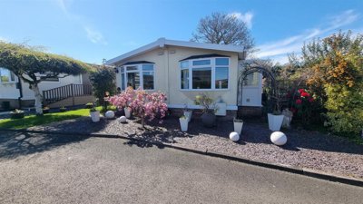 Property on The Willows, B47 6DS