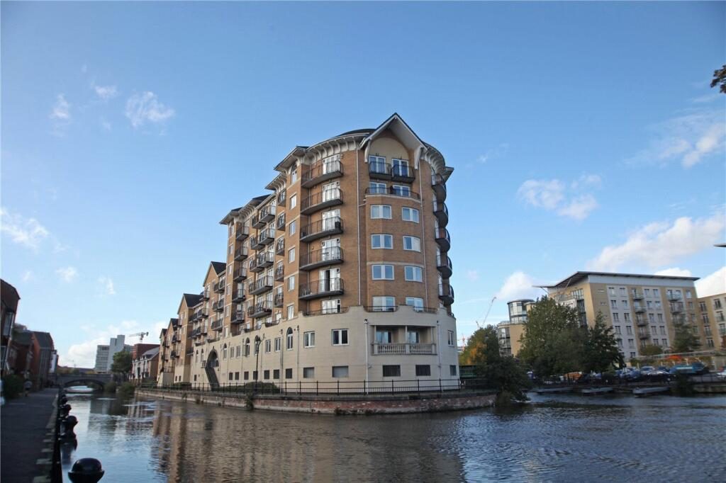 Property main image