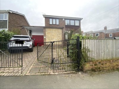 Property on Drawback, NE42 5BE