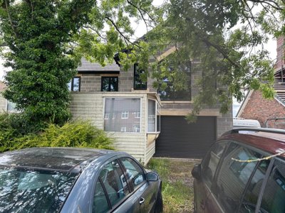 Property on Newton Road, WA3 2BG