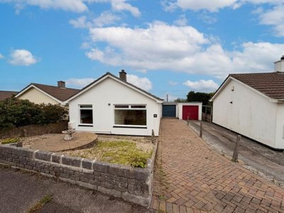 Property on Tregrea, TR14 7SU