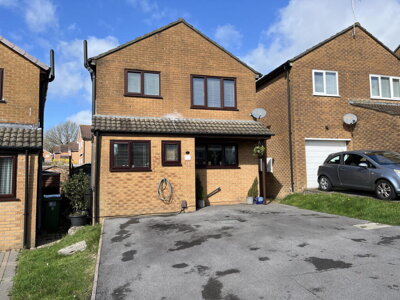 Property on Sandpiper Close, BH17 7YE