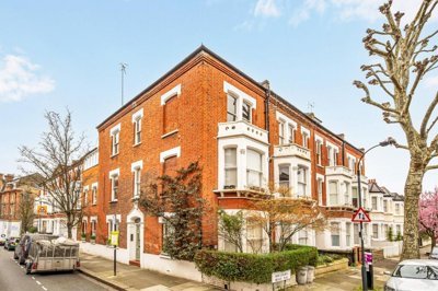 Property on Aynhoe Road, W14 0QD