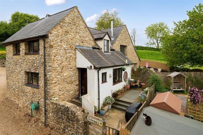 Property on EX13 7QN