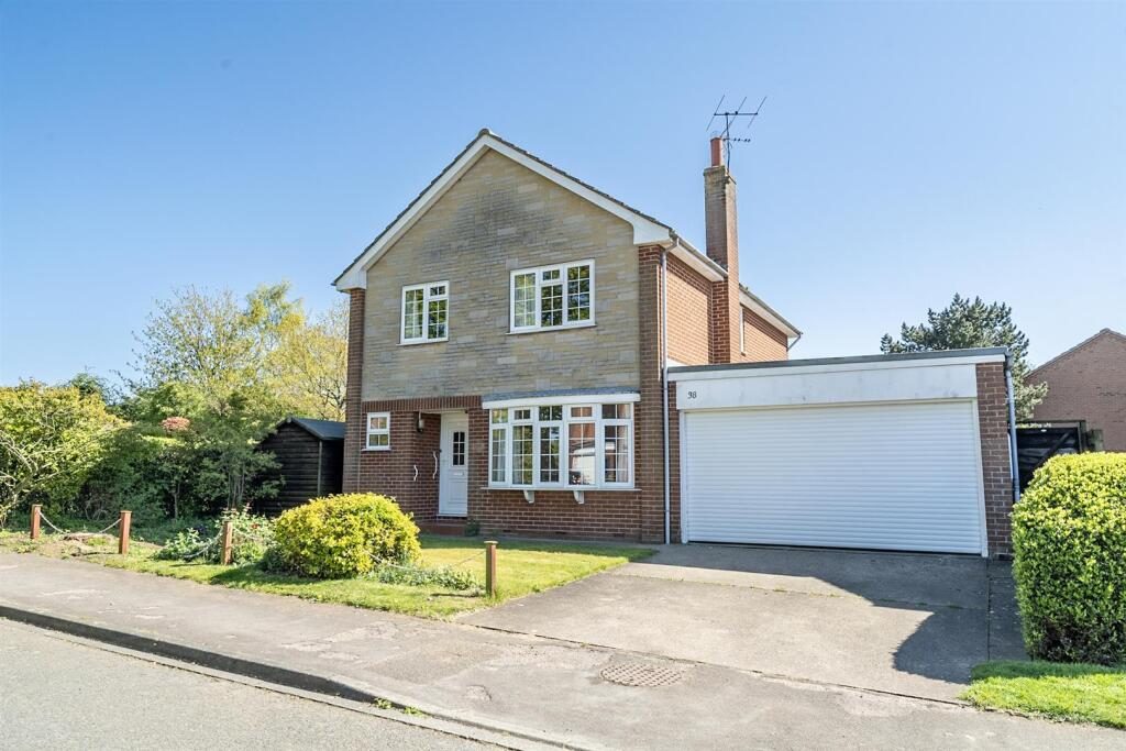 Property main image