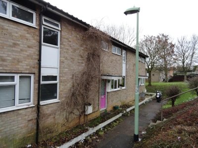 Property on First Avenue, CO10 1QT