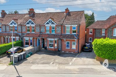 Property on Park Lane, RG18 3GB