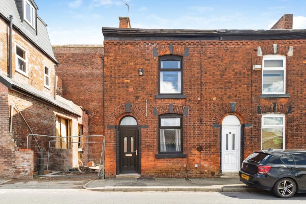 Terraced House