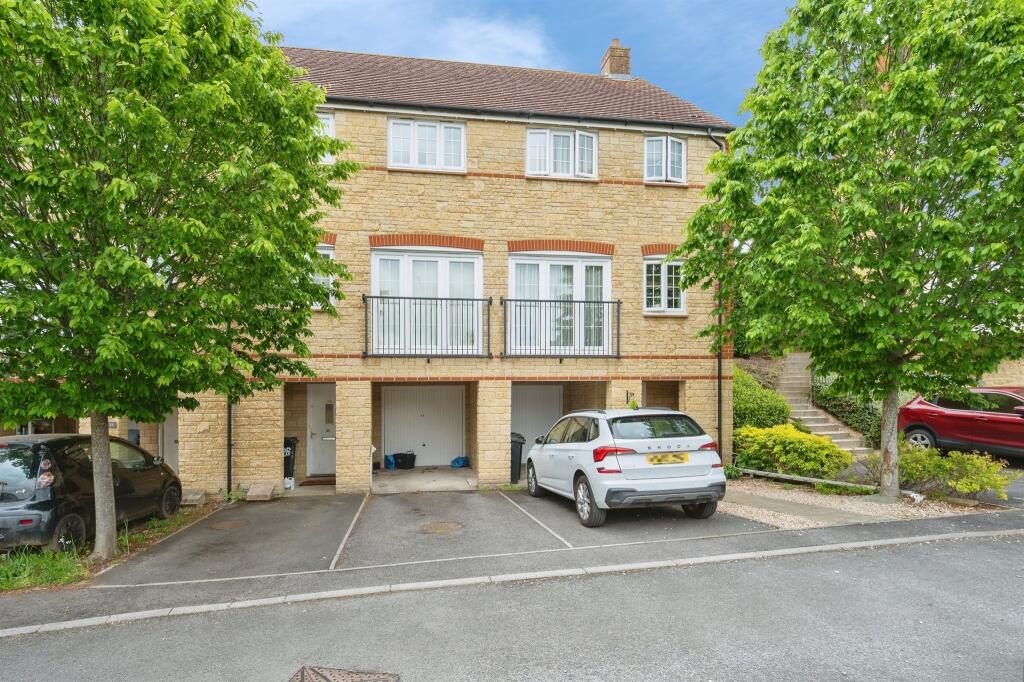 Terraced House
