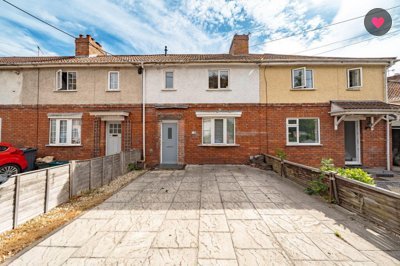 Property on Clevedon Road, BS20 6QN
