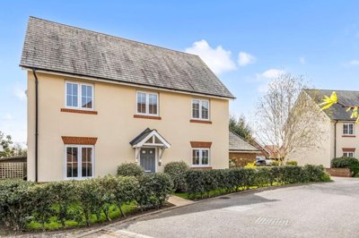 Property on Chichester Road, BN27 4BF