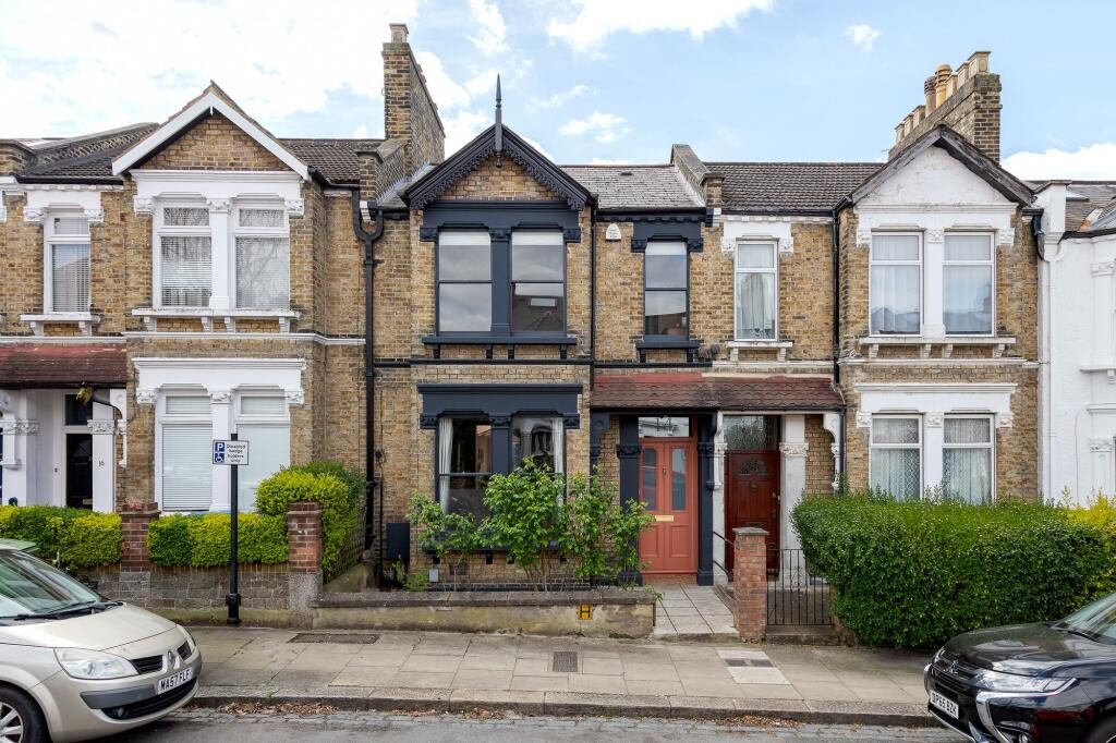 Terraced House