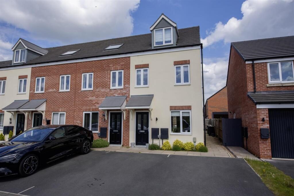 Terraced House