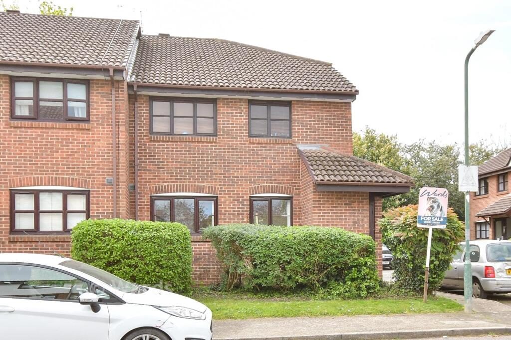 Ground Maisonette