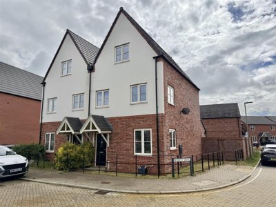 Property on Bailey Road, OX16 1HW