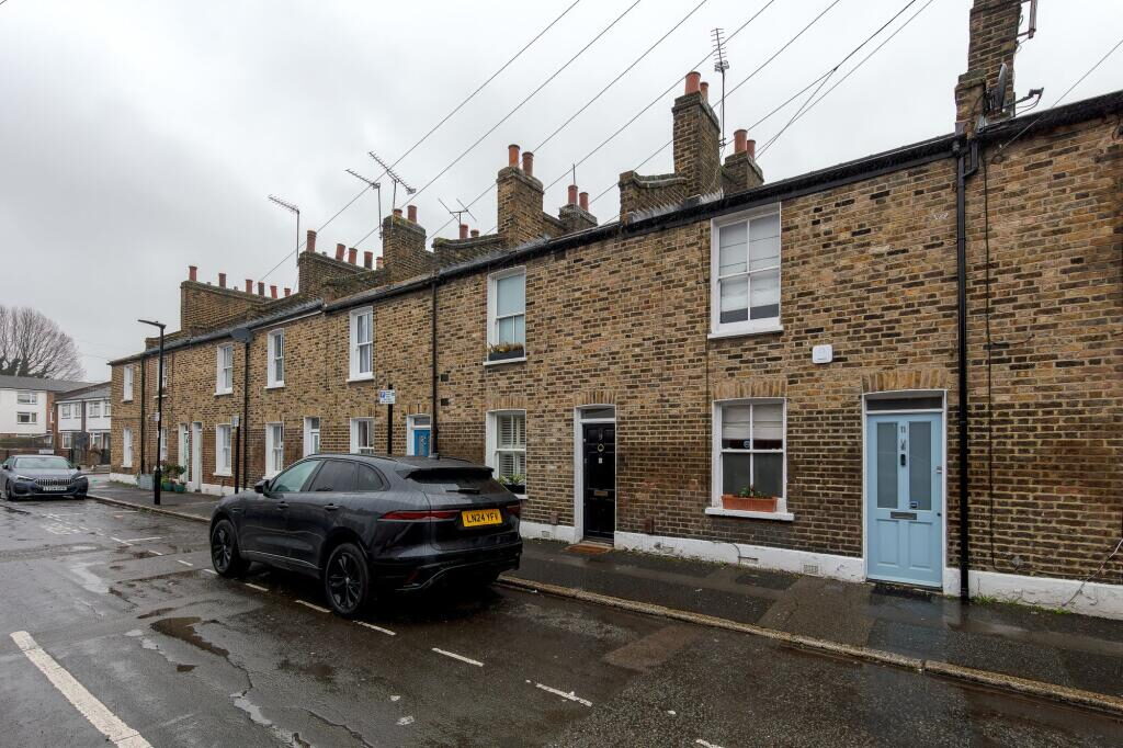 Terraced House