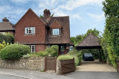 Property on Quarry Hill, GU7 2NW