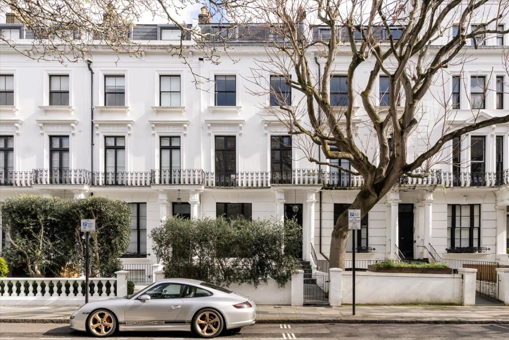 Terraced House