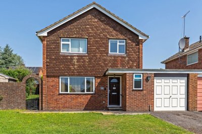 Property on Lovell Close, SO21 3EN