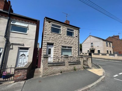 Property on Recreation Street, NG18 2HP