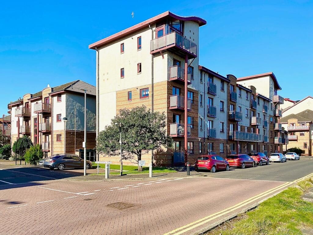 Property main image