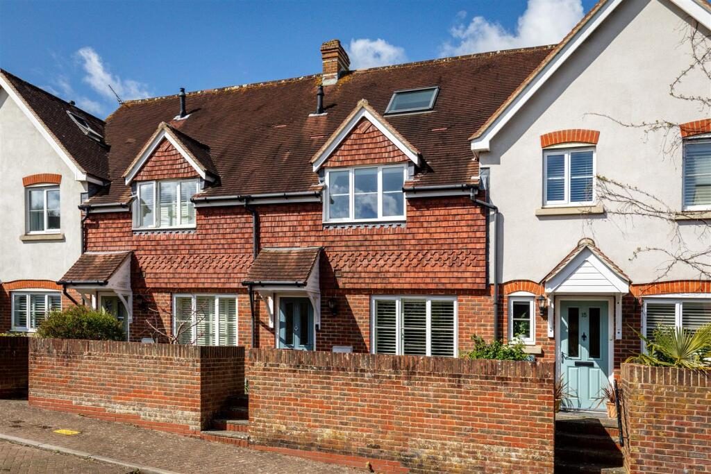 Terraced House