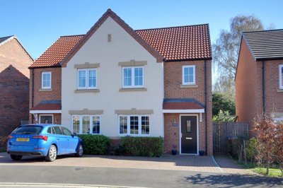 Property on Hudson Avenue, HU10 7FW