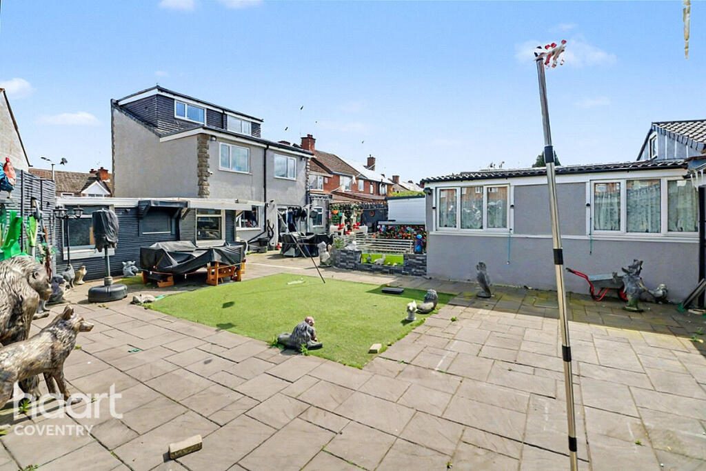 Terraced House