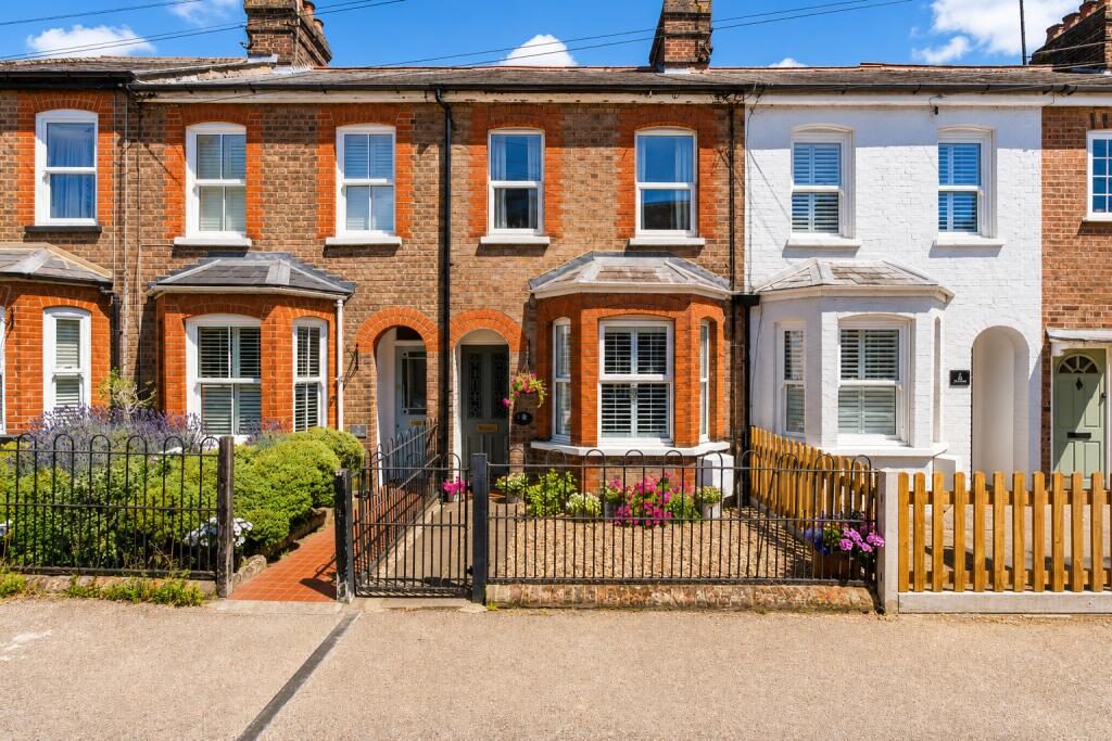 Property main image