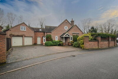 Property on The Cricketers, DE13 7DJ