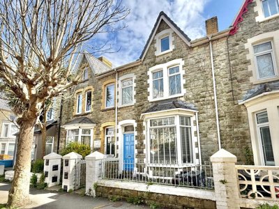 Property on Church Place, CF36 3AG