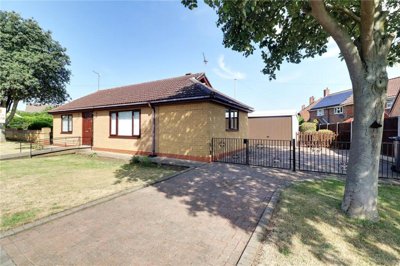 Property on Gainsborough Lane, DN20 9DF