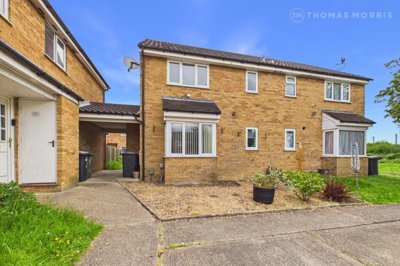 Property on Lincoln Crescent, SG18 8HR