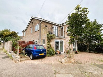 Property on Western Avenue, IP11 9SB