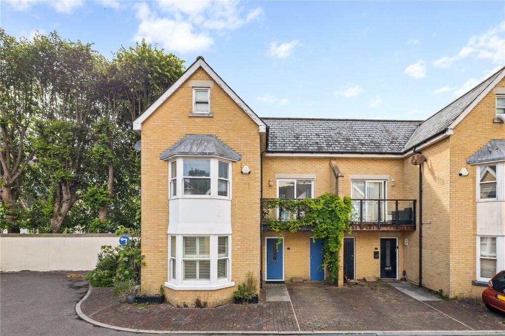 Property main image