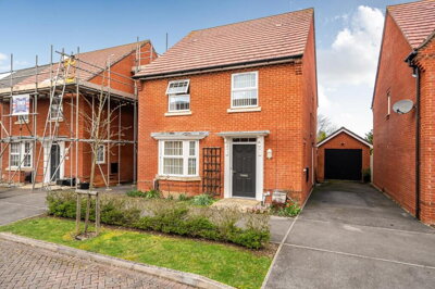 Property on Poppy Way, PO9 2FX