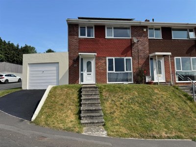 Property on Speedwell Crescent, PL6 5TH