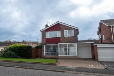 Property on Sevenoaks Drive, SR4 9NQ