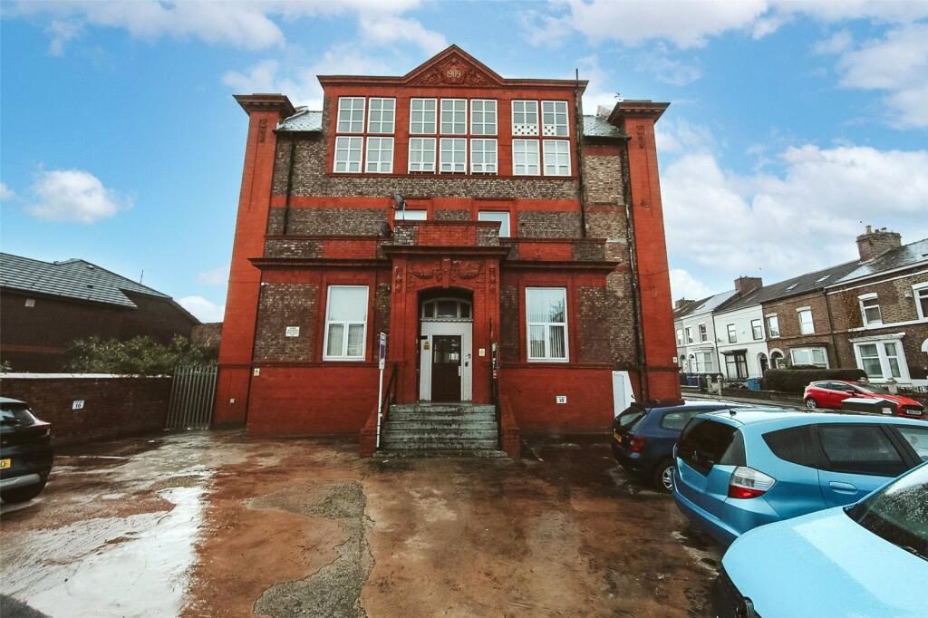 Property main image